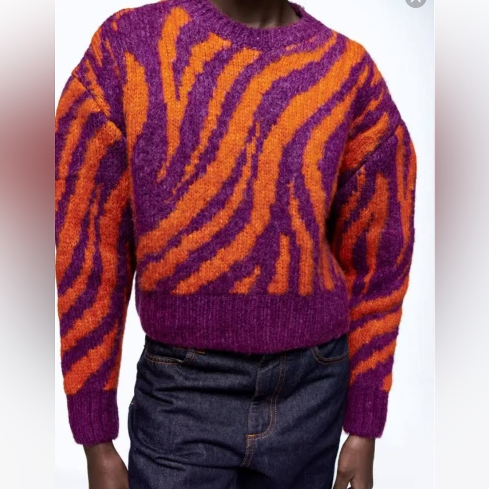 🦋SALE🦋Zara 2021 Orange Purple Jacquard Print Knit Top Sweater